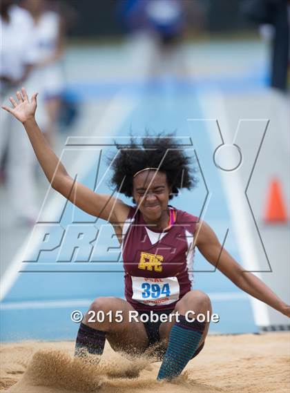 Thumbnail 1 in PSAL Girls  Outdoor Track & Field Championship photogallery.