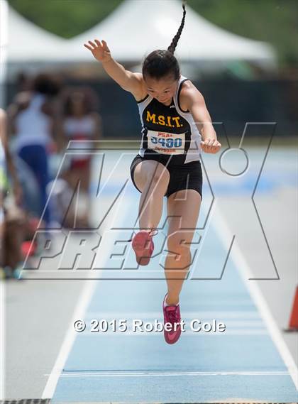 Thumbnail 3 in PSAL Girls  Outdoor Track & Field Championship photogallery.