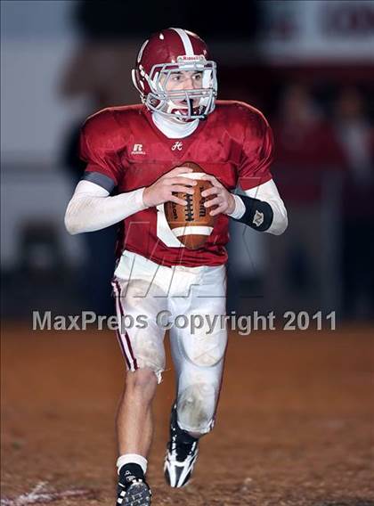 Thumbnail 1 in Hartselle vs. Briarwood Christian (AHSAA 5A Semifinal) photogallery.