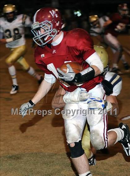 Thumbnail 1 in Hartselle vs. Briarwood Christian (AHSAA 5A Semifinal) photogallery.
