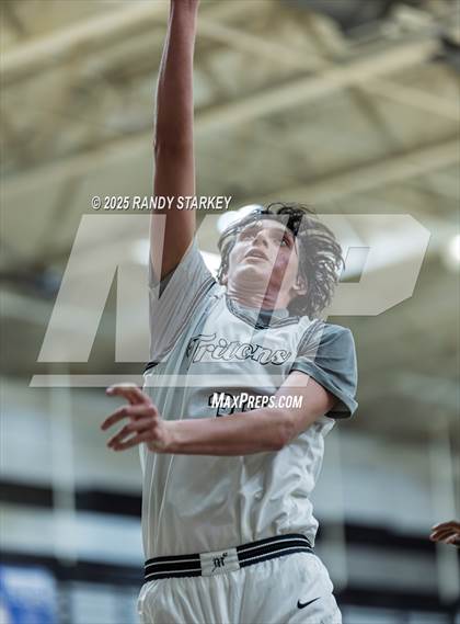 Thumbnail 3 in JV: Cypress Lake @ Mariner photogallery.