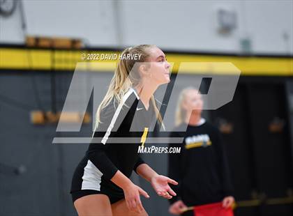 Thumbnail 1 in Golden @ Green Mountain photogallery.