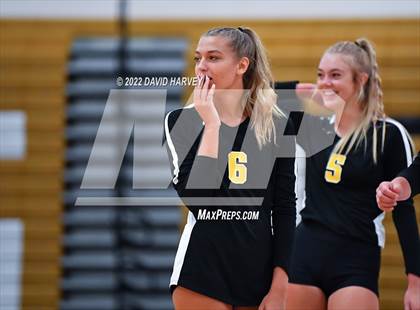 Thumbnail 3 in Golden @ Green Mountain photogallery.