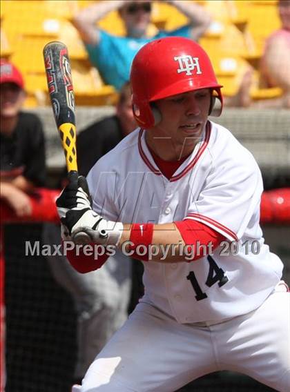 Thumbnail 2 in Newport vs. Dixie Heights (9th Region Tournament) photogallery.