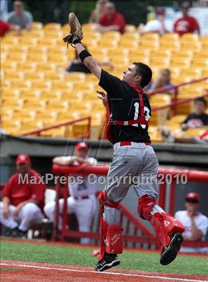 Thumbnail 1 in Newport vs. Dixie Heights (9th Region Tournament) photogallery.