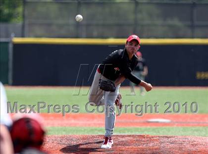 Thumbnail 1 in Newport vs. Dixie Heights (9th Region Tournament) photogallery.