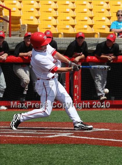 Thumbnail 1 in Newport vs. Dixie Heights (9th Region Tournament) photogallery.