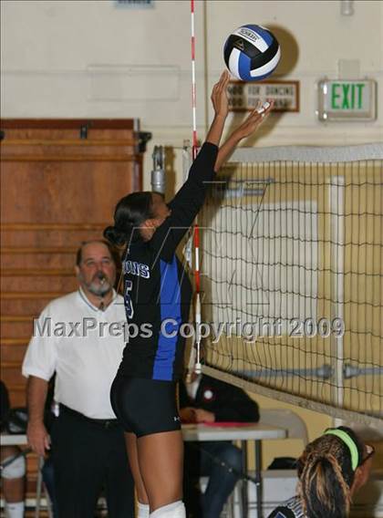 Thumbnail 3 in Bear Creek vs. Linden (Edison Viking Classic) photogallery.