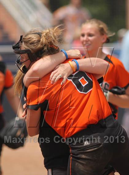Thumbnail 1 in Belding vs Grand Rapids Christian (MHSAA Division 2 Regional Playoff) photogallery.