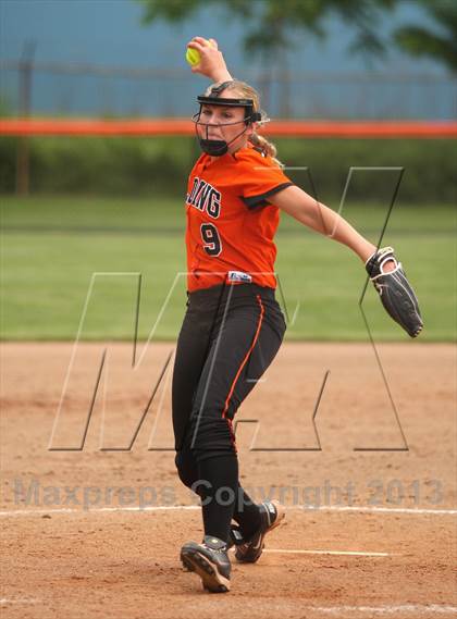 Thumbnail 3 in Belding vs Grand Rapids Christian (MHSAA Division 2 Regional Playoff) photogallery.