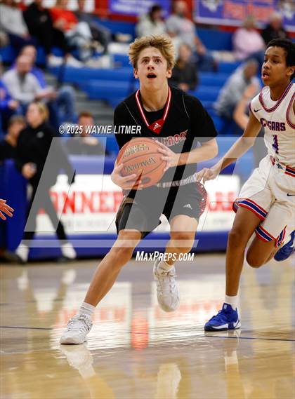 Thumbnail 2 in JV: Holy Cross @ Conner photogallery.