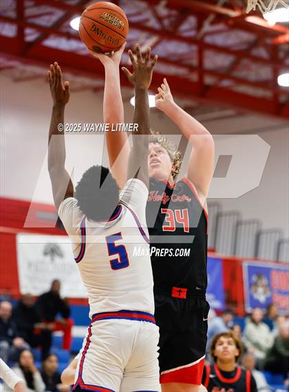 Thumbnail 3 in JV: Holy Cross @ Conner photogallery.