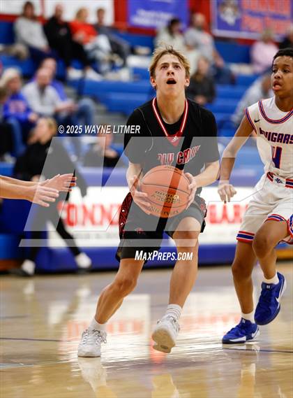 Thumbnail 1 in JV: Holy Cross @ Conner photogallery.