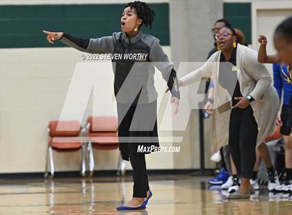 Thumbnail 3 in Grace Christian vs. Victory Christian Center (NCISAA 1A State Championship) photogallery.