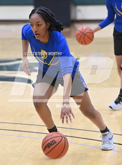 Thumbnail 1 in Grace Christian vs. Victory Christian Center (NCISAA 1A State Championship) photogallery.