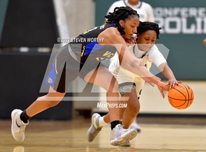 Thumbnail 3 in Grace Christian vs. Victory Christian Center (NCISAA 1A State Championship) photogallery.