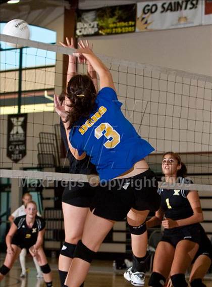 Thumbnail 3 in Desert Christian @ Xavier Prep photogallery.