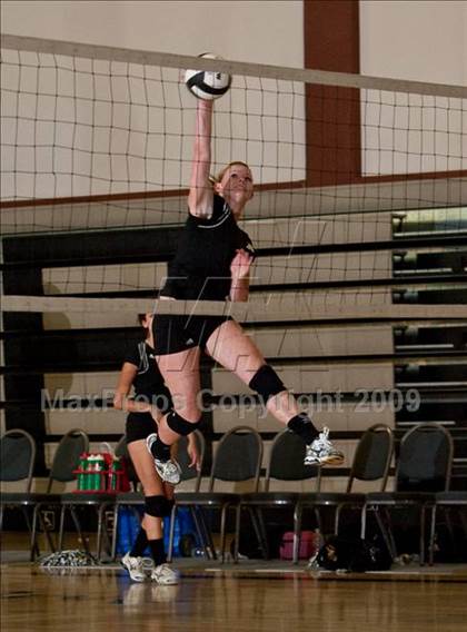 Thumbnail 1 in Desert Christian @ Xavier Prep photogallery.