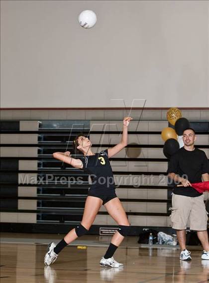 Thumbnail 2 in Desert Christian @ Xavier Prep photogallery.