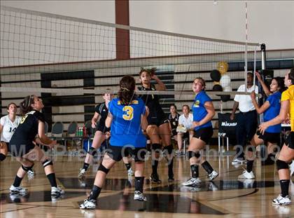 Thumbnail 3 in Desert Christian @ Xavier Prep photogallery.