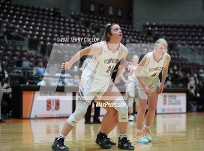 Thumbnail 2 in Judge Memorial vs. Grantsville (UHSAA 3A Quarterfinal) photogallery.