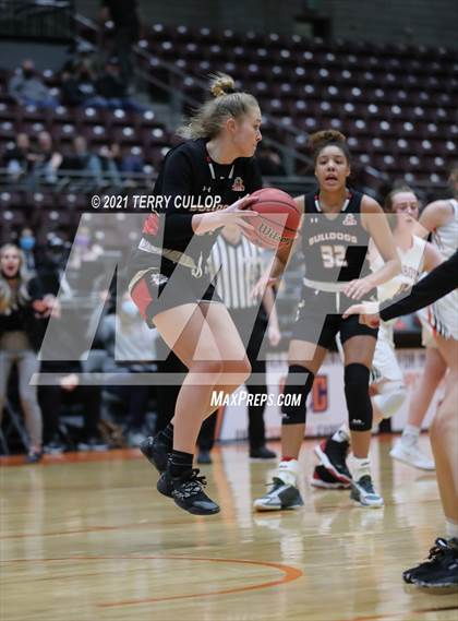 Thumbnail 3 in Judge Memorial vs. Grantsville (UHSAA 3A Quarterfinal) photogallery.
