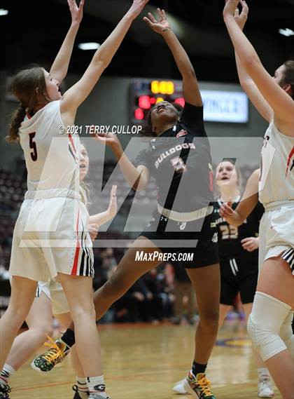 Thumbnail 2 in Judge Memorial vs. Grantsville (UHSAA 3A Quarterfinal) photogallery.