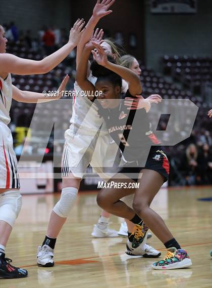 Thumbnail 1 in Judge Memorial vs. Grantsville (UHSAA 3A Quarterfinal) photogallery.