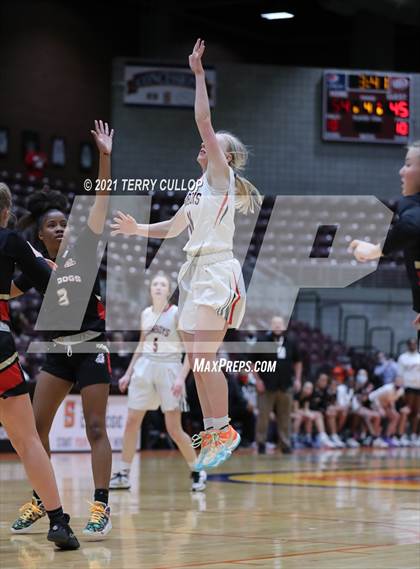 Thumbnail 2 in Judge Memorial vs. Grantsville (UHSAA 3A Quarterfinal) photogallery.