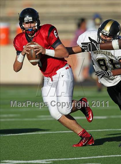 Thumbnail 1 in Lubbock High @ Amarillo Tascosa JV photogallery.