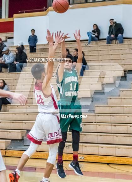 Thumbnail 1 in FR: Moreau Catholic @ James Logan photogallery.