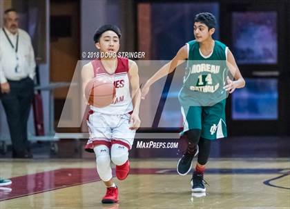 Thumbnail 3 in FR: Moreau Catholic @ James Logan photogallery.