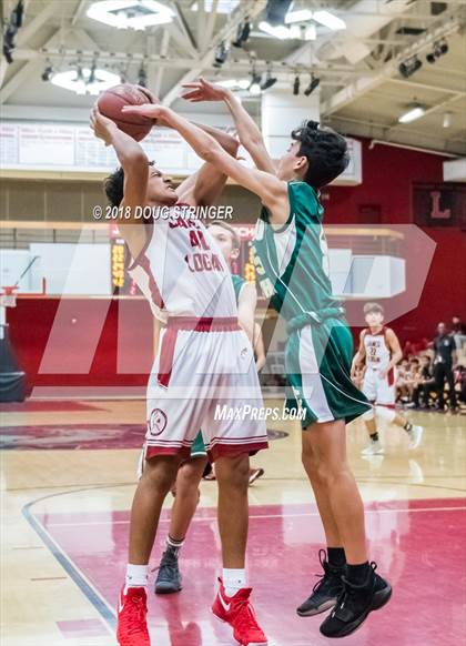 Thumbnail 3 in FR: Moreau Catholic @ James Logan photogallery.