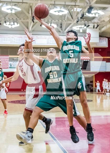 Thumbnail 1 in FR: Moreau Catholic @ James Logan photogallery.