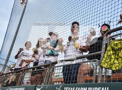Thumbnail 2 in Neches vs. Jonesboro (UIL 1A Softball Final) photogallery.