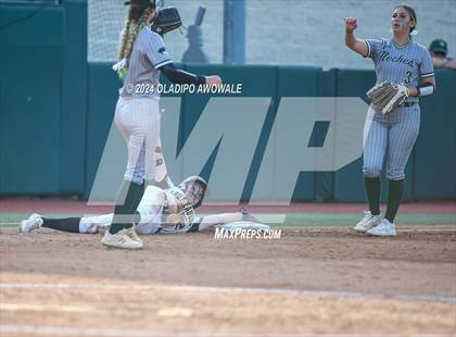 Thumbnail 3 in Neches vs. Jonesboro (UIL 1A Softball Final) photogallery.