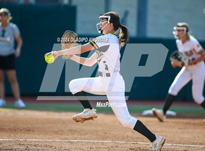 Thumbnail 1 in Neches vs. Jonesboro (UIL 1A Softball Final) photogallery.