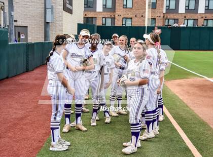 Thumbnail 3 in Neches vs. Jonesboro (UIL 1A Softball Final) photogallery.
