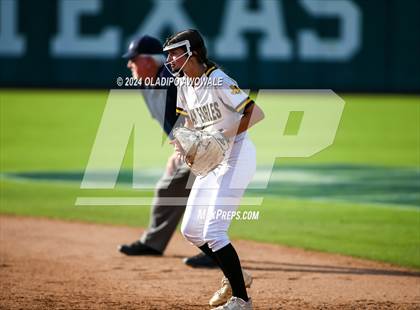 Thumbnail 2 in Neches vs. Jonesboro (UIL 1A Softball Final) photogallery.