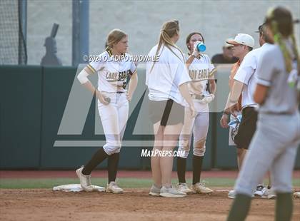 Thumbnail 3 in Neches vs. Jonesboro (UIL 1A Softball Final) photogallery.