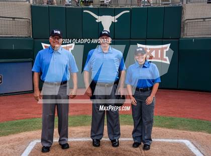 Thumbnail 3 in Neches vs. Jonesboro (UIL 1A Softball Final) photogallery.