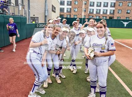Thumbnail 1 in Neches vs. Jonesboro (UIL 1A Softball Final) photogallery.