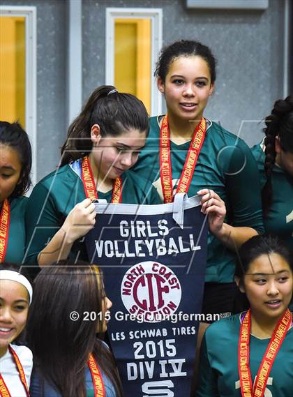 Thumbnail 1 in St. Patrick-St. Vincent @ Marin Catholic (CIF NCS D4 Championship) photogallery.
