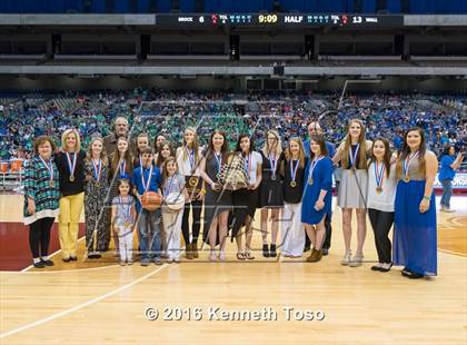 Thumbnail 1 in Nazareth vs. Lipan (UIL 1A Final) photogallery.