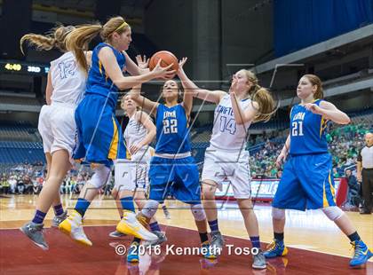 Thumbnail 3 in Nazareth vs. Lipan (UIL 1A Final) photogallery.