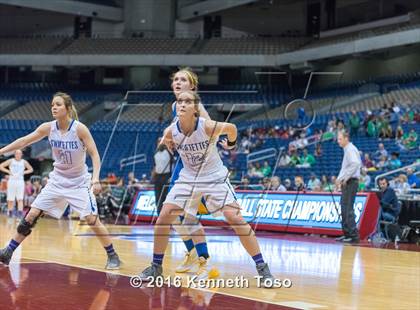 Thumbnail 1 in Nazareth vs. Lipan (UIL 1A Final) photogallery.