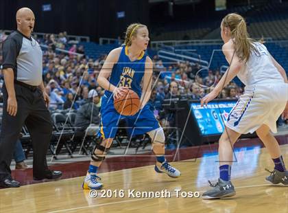 Thumbnail 3 in Nazareth vs. Lipan (UIL 1A Final) photogallery.