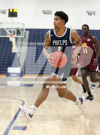 Thumbnail 2 in Phelps vs. Our Saviour Lutheran (Metro Classic) photogallery.