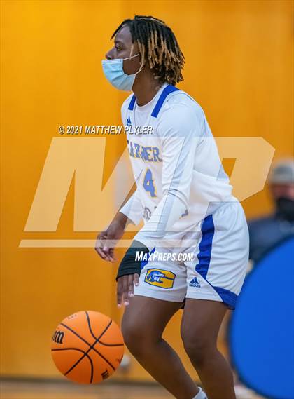 Thumbnail 2 in Zebulon B. Vance vs. Garner Magnet (NCHSAA 4A Final) (1 of 2 - the game) photogallery.