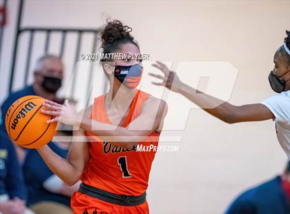 Thumbnail 1 in Zebulon B. Vance vs. Garner Magnet (NCHSAA 4A Final) (1 of 2 - the game) photogallery.